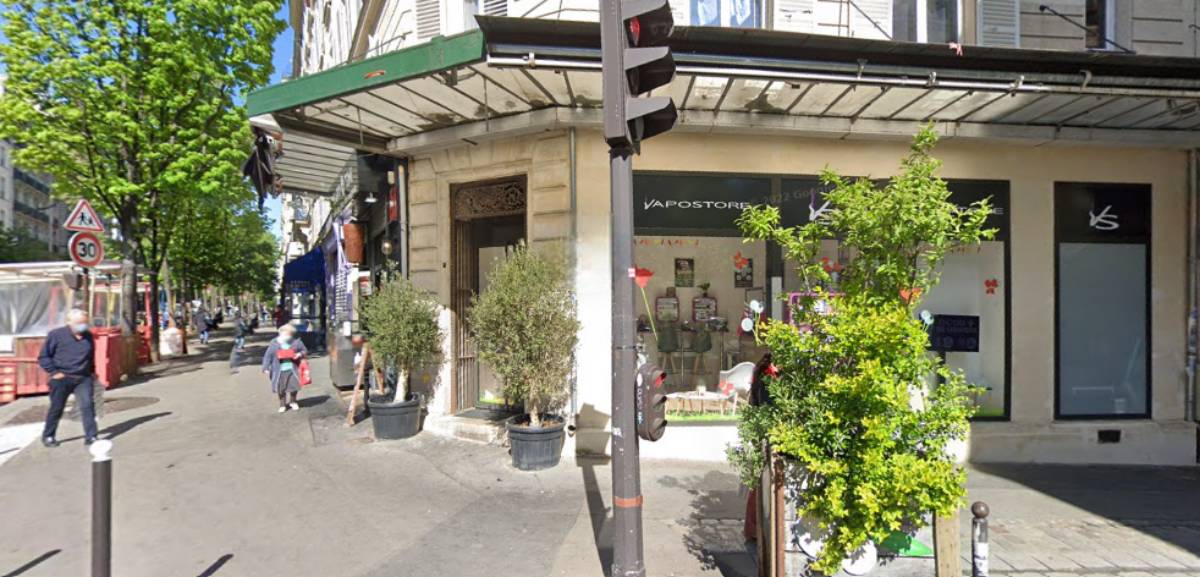 façade de boutique de vape paris18